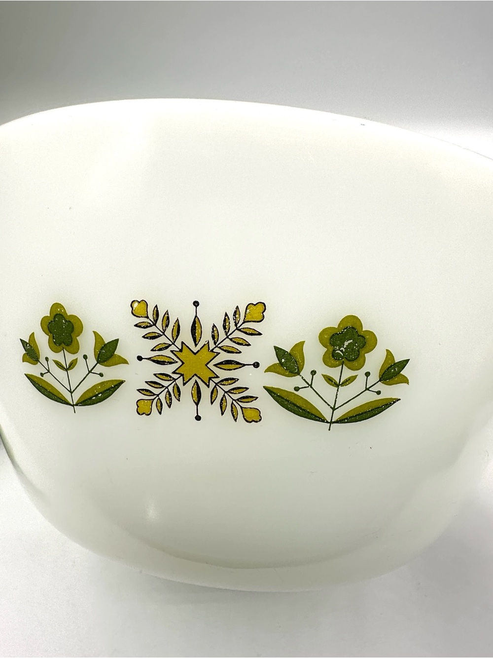 Fire King / Anchor Hocking Green Meadows Mixing Bowl. Vintage 1970s